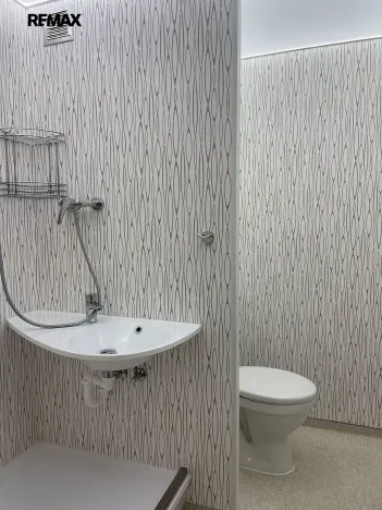 Pronájem bytu 2+1, Břeclav, Na Valtické, 44 m2