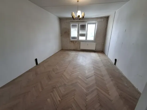 Prodej bytu 3+1, Cheb, Májová, 76 m2