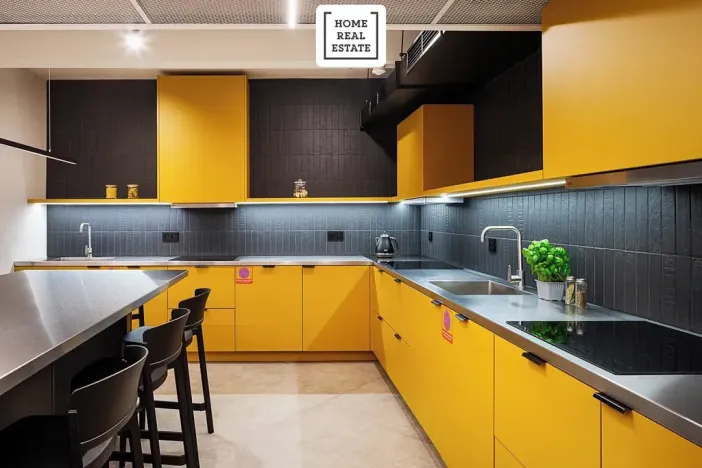 Prodej obchodního prostoru, Praha - Žižkov, Hartigova, 108 m2