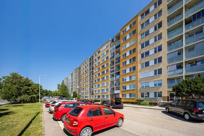 Prodej bytu 3+kk, Praha - Petrovice, Rezlerova, 69 m2