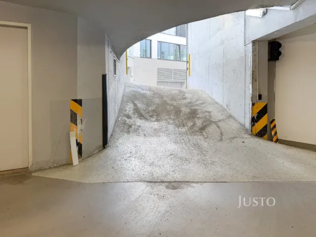 Pronájem bytu 2+kk, Praha - Smíchov, Holečkova, 54 m2