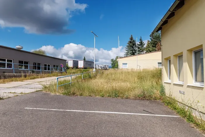 Prodej výrobních prostor, Dubí, Horská, 3047 m2