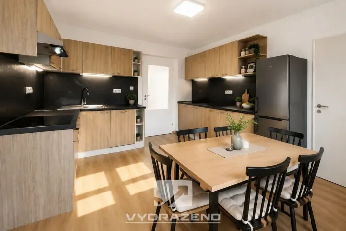 Prodej bytu 6+kk a větší, Stará Paka - Ústí, 300 m2