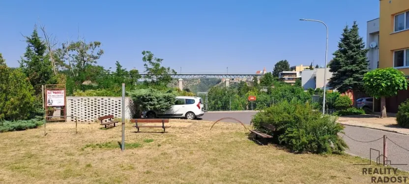 Prodej zahrady, Znojmo, 1116 m2
