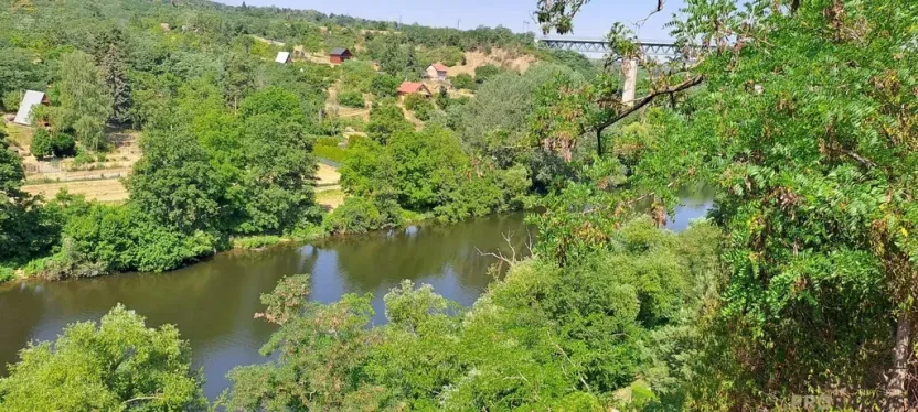 Prodej zahrady, Znojmo, 1116 m2