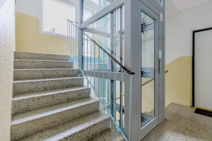 Pronájem bytu 3+1, Praha - Podolí, Na Zvoničce, 61 m2