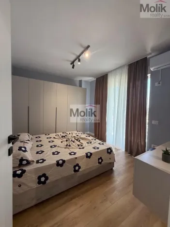 Prodej bytu 2+kk, Drač, 77 m2