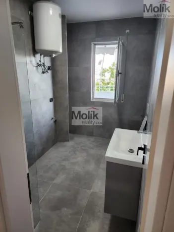 Prodej bytu 4+kk, Drač, 150 m2
