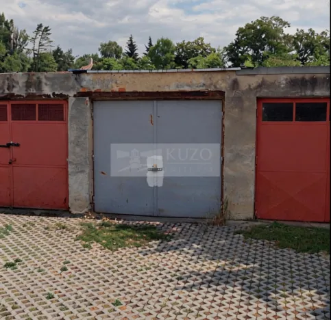 Pronájem garáže, Praha - Čakovice, 21 m2