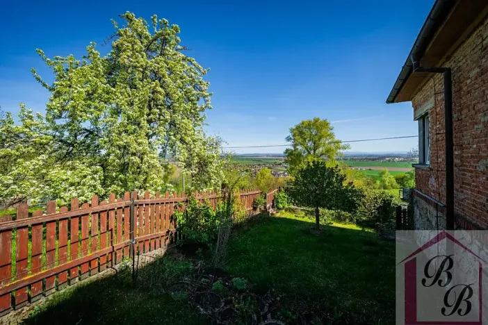 Prodej rodinného domu, Dobrovice, 219 m2