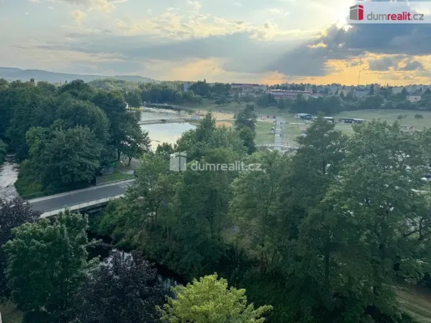 Pronájem bytu 1+kk, Karlovy Vary - Rybáře, U Koupaliště, 27 m2