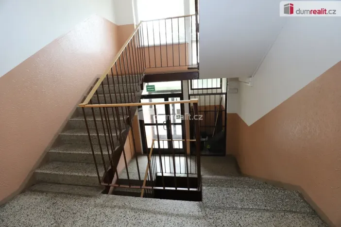 Pronájem bytu 1+kk, Karlovy Vary - Rybáře, U Koupaliště, 27 m2
