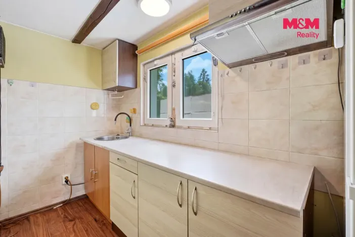 Prodej chaty, Velké Popovice, 27 m2