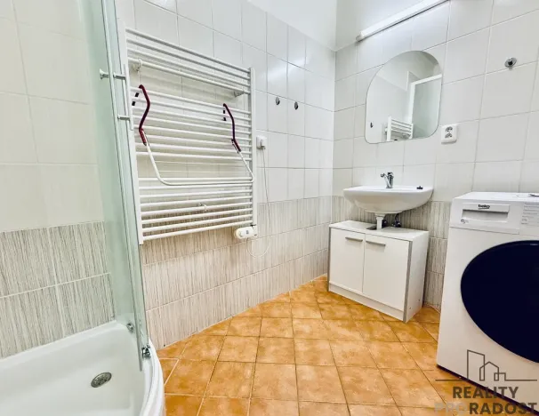 Pronájem bytu 2+kk, Brno, Francouzská, 41 m2