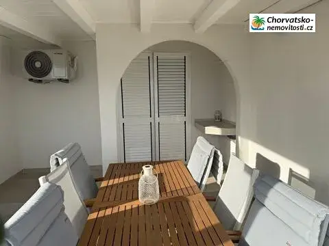 Prodej bytu 1+kk, Martinšćica, Chorvatsko, 30 m2