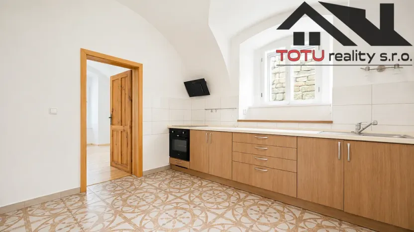 Prodej bytu 3+1, Kuks, 91 m2