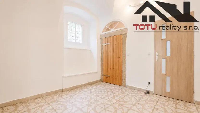 Prodej bytu 3+1, Kuks, 91 m2