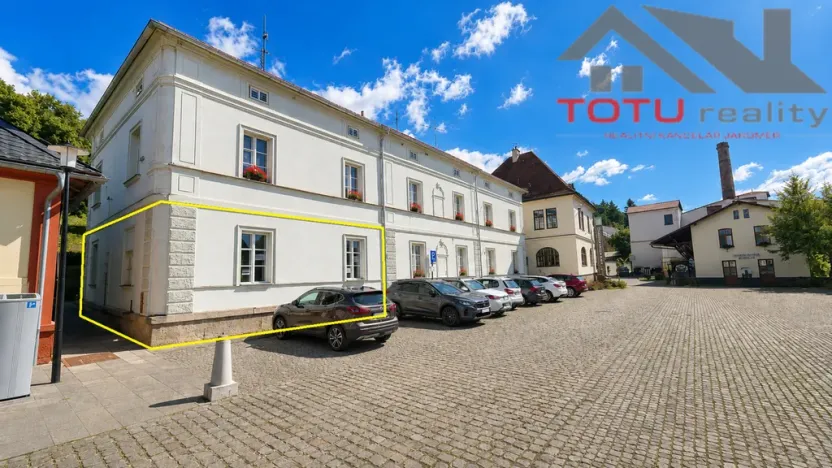 Prodej bytu 3+1, Kuks, 91 m2