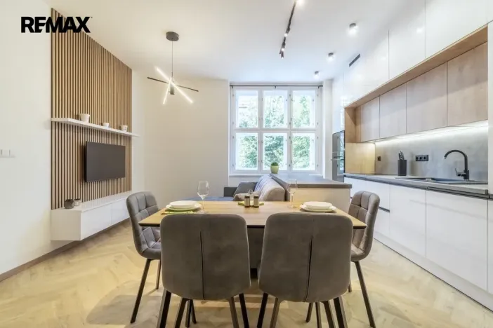 Pronájem bytu 2+kk, Praha - Bubeneč, Terronská, 62 m2