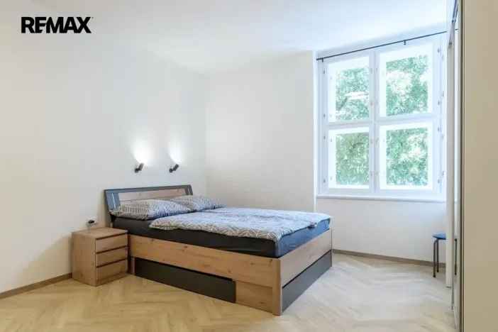 Pronájem bytu 2+kk, Praha - Bubeneč, Terronská, 62 m2