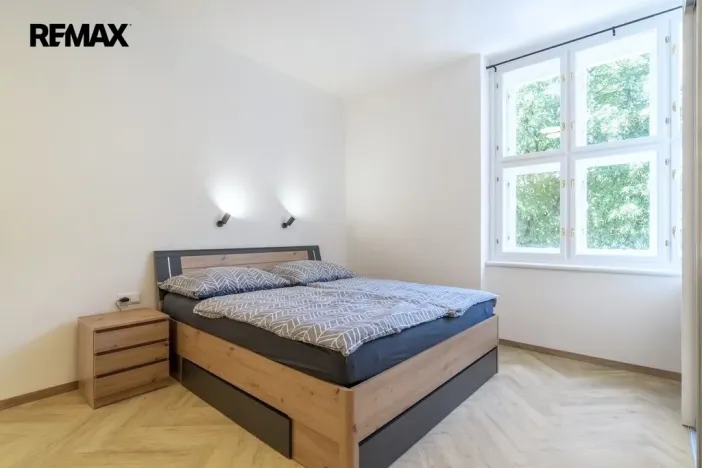 Pronájem bytu 2+kk, Praha - Bubeneč, Terronská, 62 m2