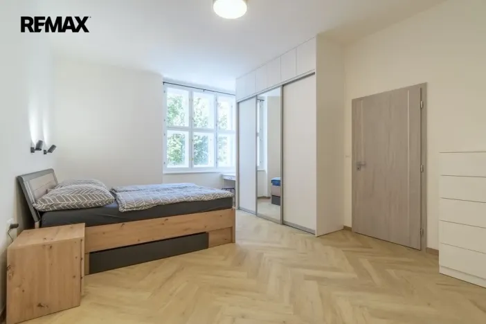 Pronájem bytu 2+kk, Praha - Bubeneč, Terronská, 62 m2