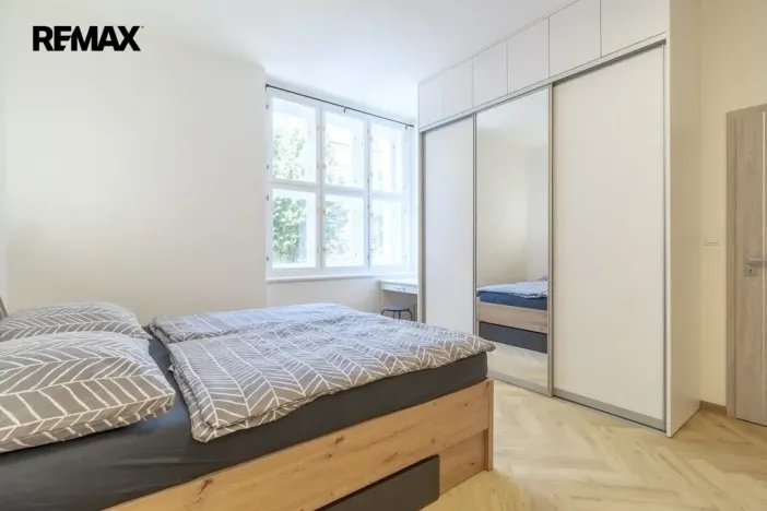 Pronájem bytu 2+kk, Praha - Bubeneč, Terronská, 62 m2