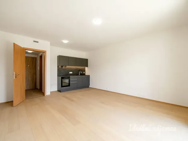 Pronájem bytu 1+kk, Praha - Modřany, Vrátnická, 40 m2