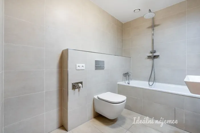 Pronájem bytu 1+kk, Praha - Modřany, Vrátnická, 40 m2