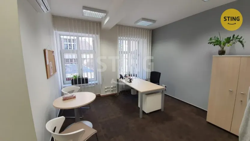 Pronájem kanceláře, Ostrava - Moravská Ostrava, náměstí Msgre Šrámka, 120 m2