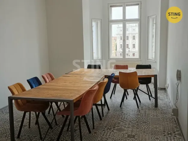 Pronájem kanceláře, Opava, Dolní náměstí, 54 m2