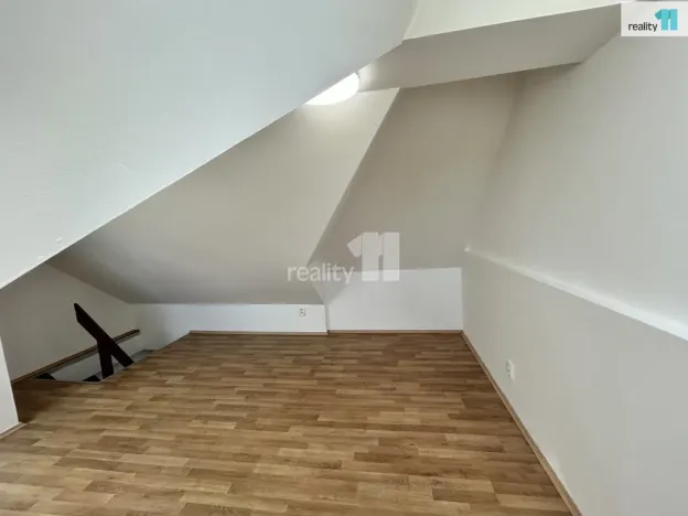 Pronájem bytu 3+kk, Praha - Hrdlořezy, Českobrodská, 65 m2