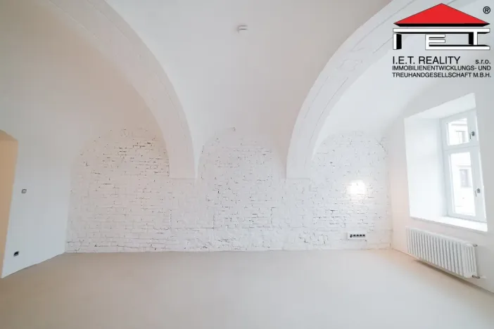 Prodej bytu 3+kk, Frýdek-Místek, Zámecké nám., 89 m2