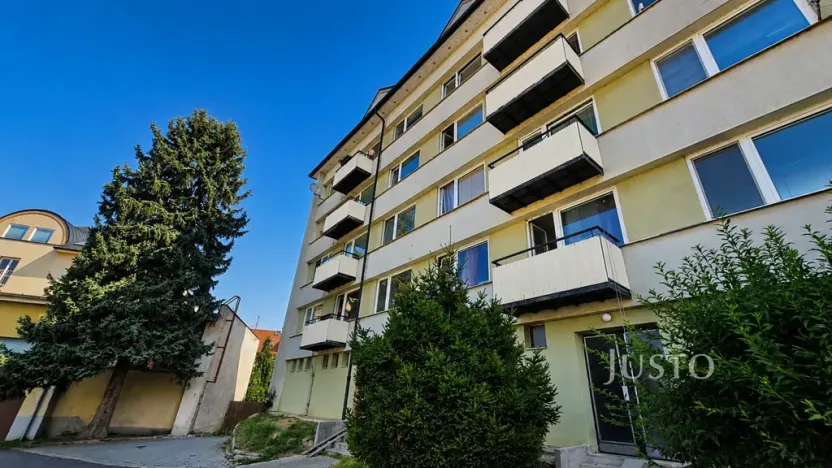 Pronájem bytu 1+1, Písek - Budějovické Předměstí, nábřeží 1. máje, 42 m2