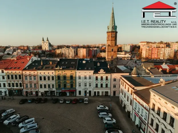 Prodej bytu 2+kk, Frýdek-Místek, Zámecké nám., 89 m2