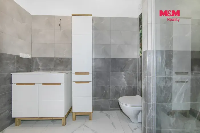 Pronájem bytu 3+kk, Praha - Prosek, Jablonecká, 66 m2