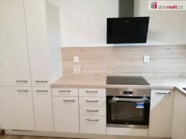Pronájem bytu 2+kk, Mělník, Slovany, 55 m2