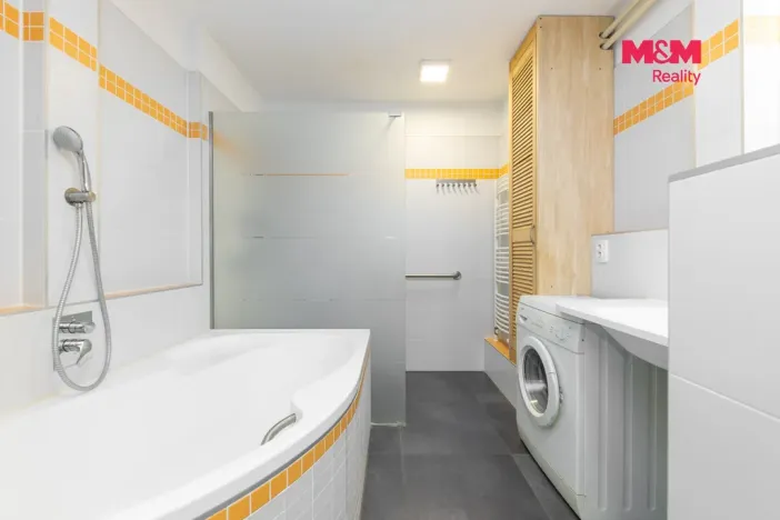 Prodej rodinného domu, Brno - Maloměřice, Jarní, 231 m2