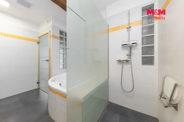 Prodej rodinného domu, Brno - Maloměřice, Jarní, 231 m2