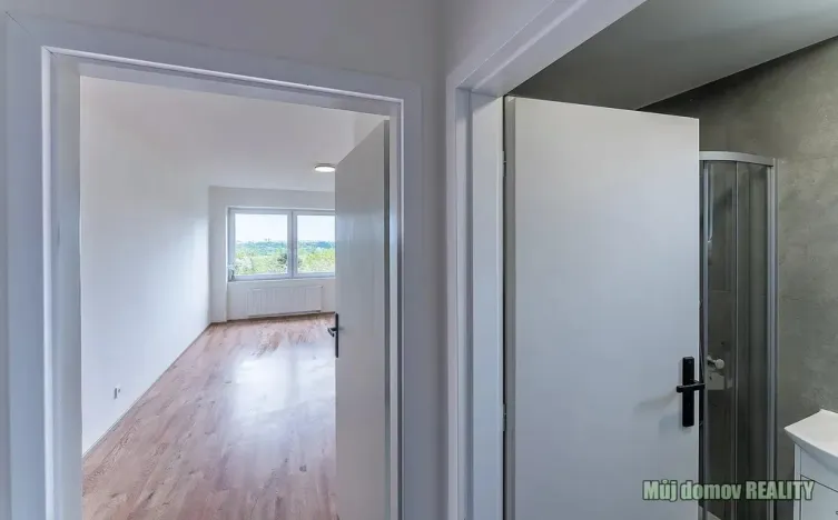 Pronájem bytu 1+kk, Praha - Břevnov, Na břevnovské pláni, 27 m2