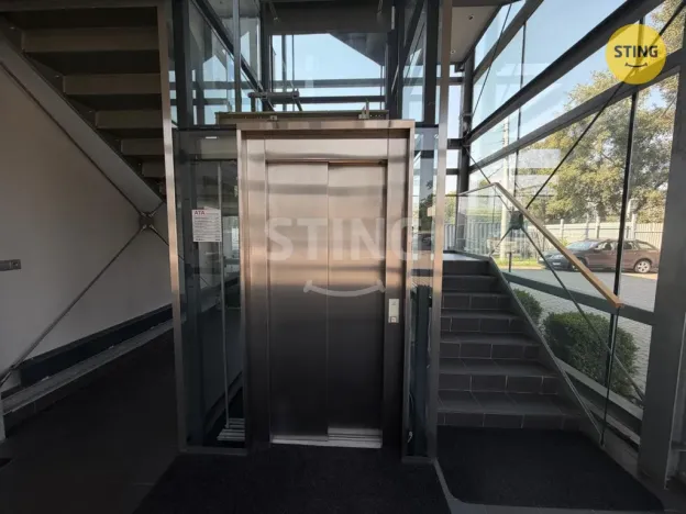 Pronájem kanceláře, Ostrava, Hrušovská, 252 m2