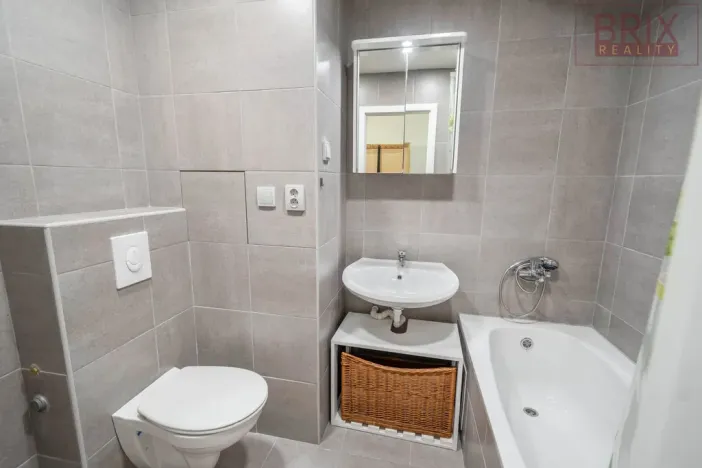 Prodej bytu 2+kk, Praha, Mohylová, 43 m2
