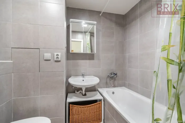 Prodej bytu 2+kk, Praha, Mohylová, 43 m2