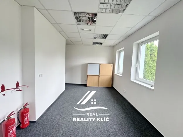 Pronájem obchodního prostoru, Hlučín, Mírové náměstí, 127 m2