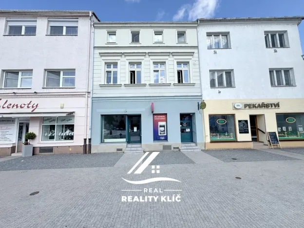 Pronájem obchodního prostoru, Hlučín, Mírové náměstí, 127 m2