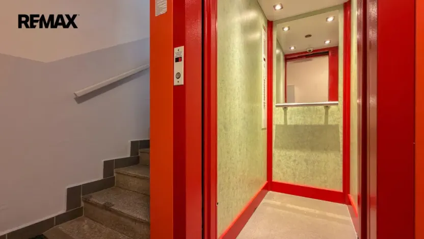 Prodej bytu 1+1, Hradec Králové - Moravské Předměstí, Štefánikova, 34 m2