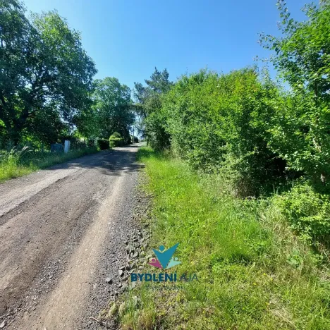 Prodej pozemku pro bydlení, Modlany, 698 m2