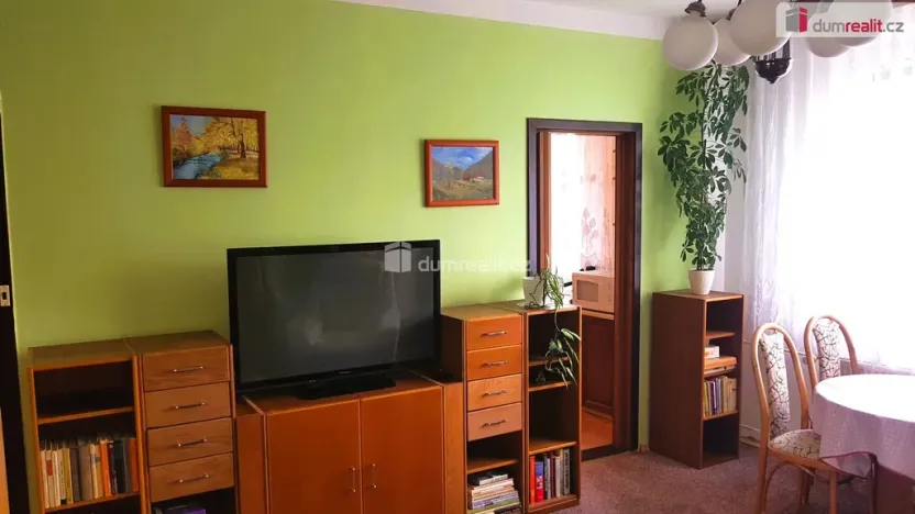 Prodej bytu 3+1, Rousínov, V Sídlišti, 74 m2