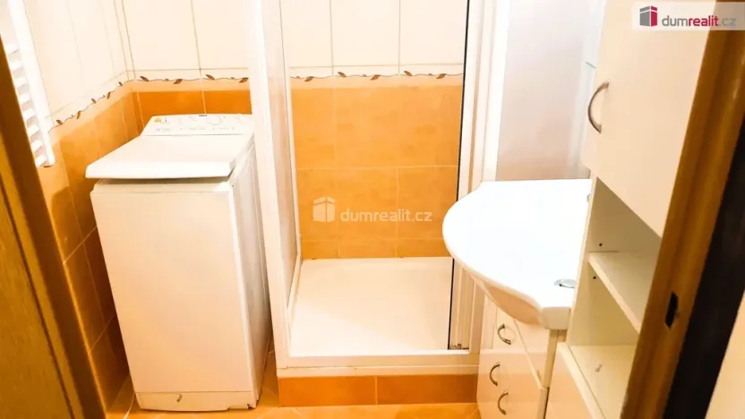Prodej bytu 3+1, Rousínov, V Sídlišti, 74 m2