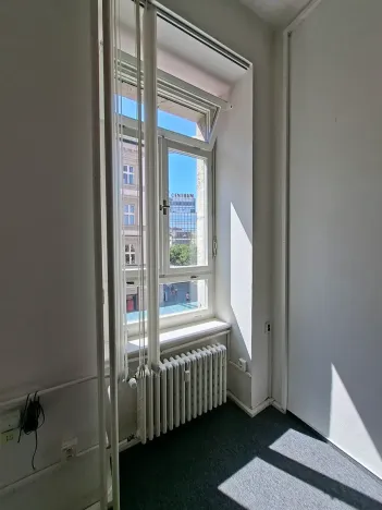 Pronájem kanceláře, Brno, Malinovského náměstí, 31 m2